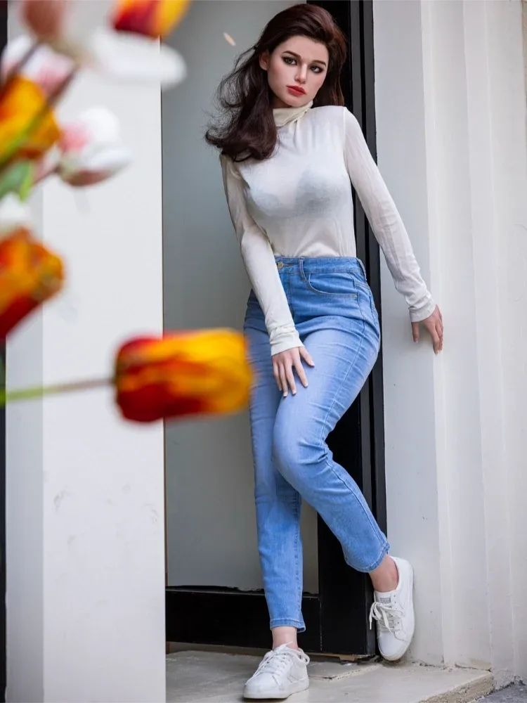 F5165-171cm\/5ft6 D Cup Silicone Sex Doll Christina Curvy Light Tan Beauty with Auburn Hair｜Starpery Doll view 6